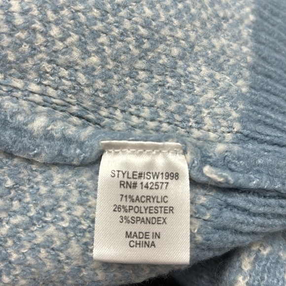 IRIS Light blue short sweater with white stripes, very warm size M - Picture 8 of 8